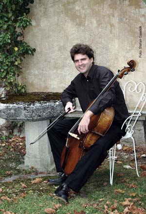 Alexander Scherf, Violoncello